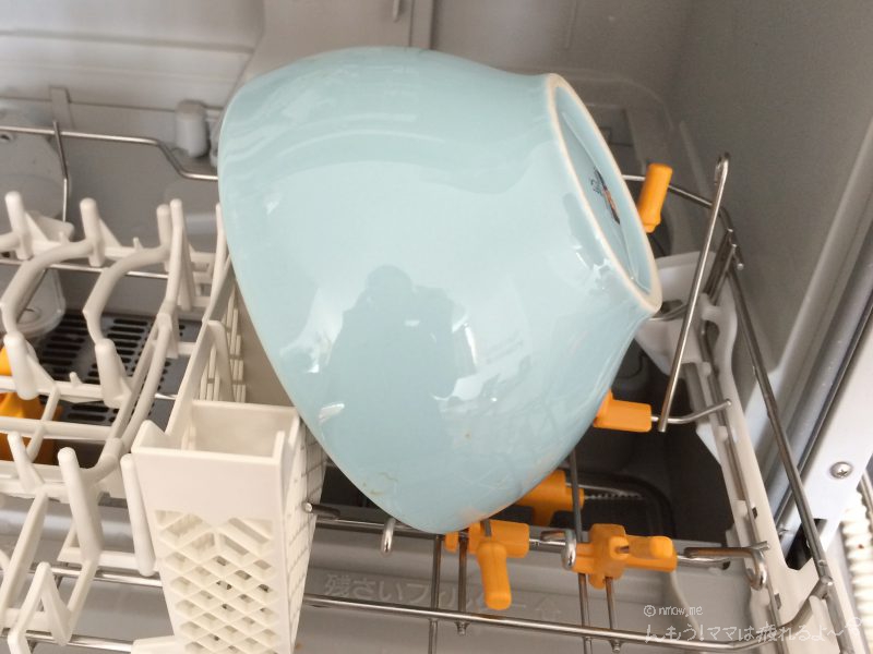 食洗機NP-TR9のアレンジエリアにドンブリを入れました